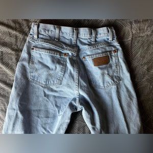 Wrangler straight jeans.